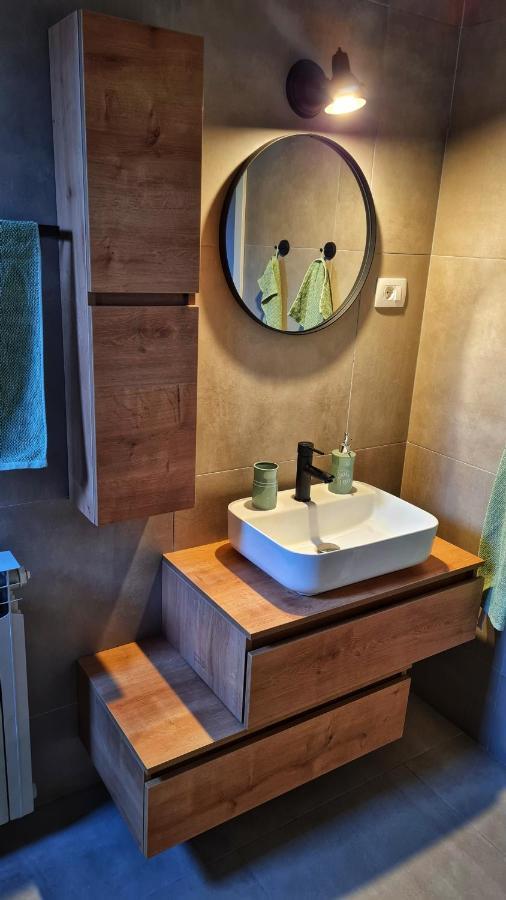 Apartman Noa Jusici Bagian luar foto